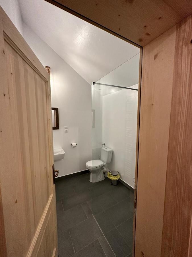 Madarasi Sportbazis Hotel Capilnita Bagian luar foto