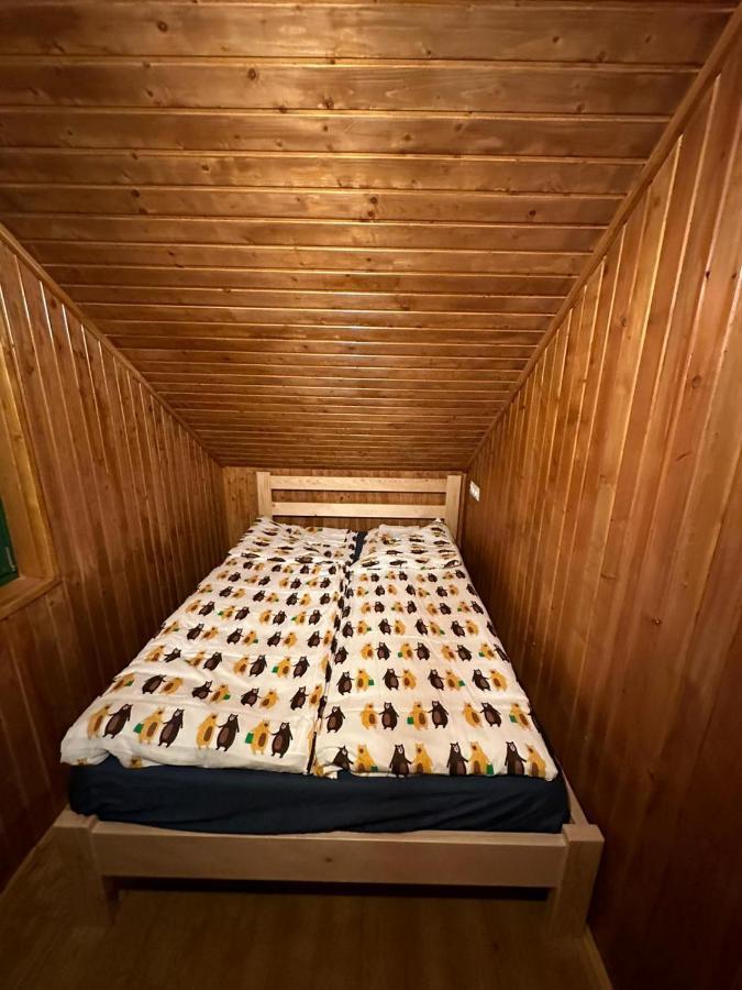 Madarasi Sportbazis Hotel Capilnita Bagian luar foto
