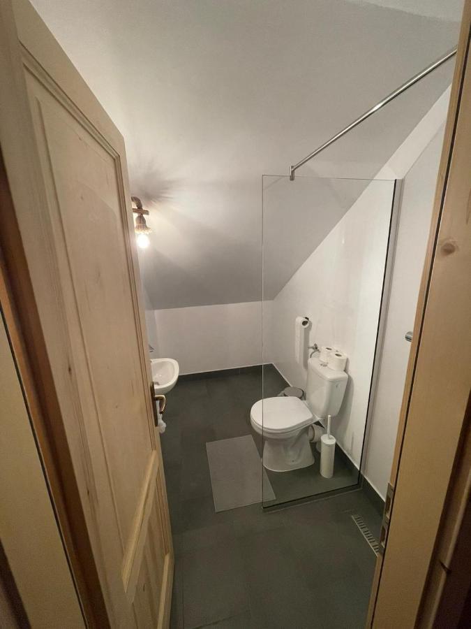Madarasi Sportbazis Hotel Capilnita Bagian luar foto