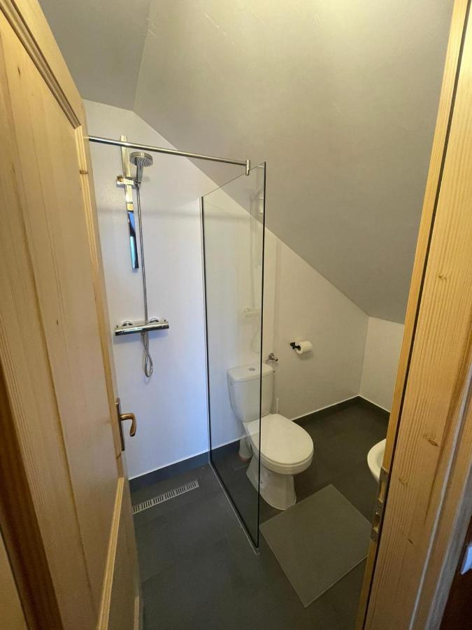 Madarasi Sportbazis Hotel Capilnita Bagian luar foto