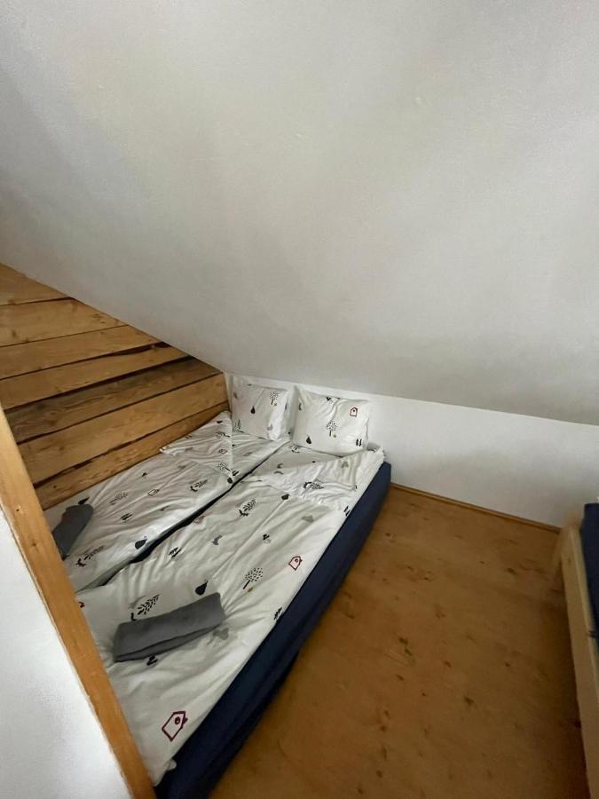 Madarasi Sportbazis Hotel Capilnita Bagian luar foto
