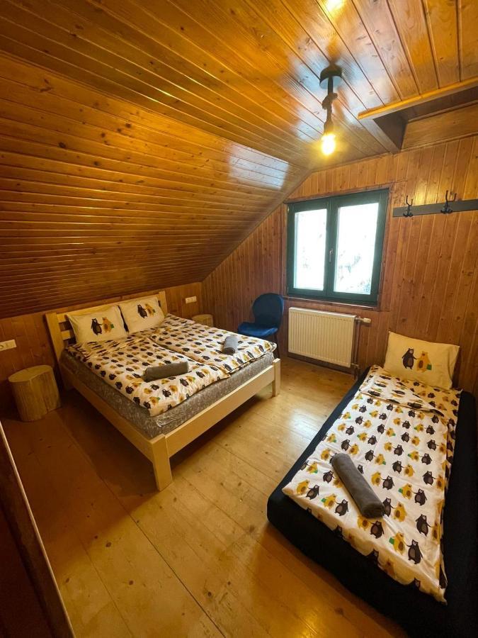 Madarasi Sportbazis Hotel Capilnita Bagian luar foto