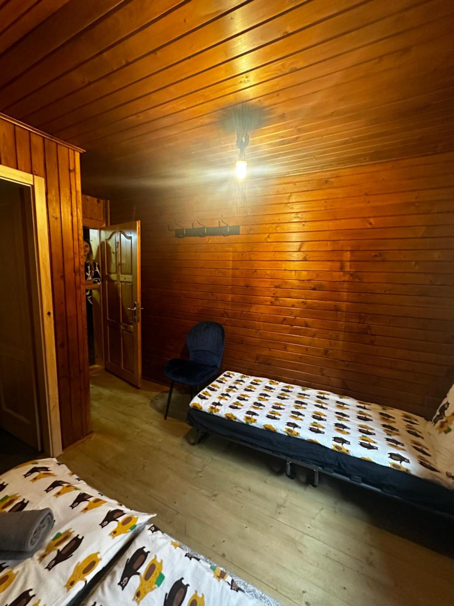 Madarasi Sportbazis Hotel Capilnita Bagian luar foto